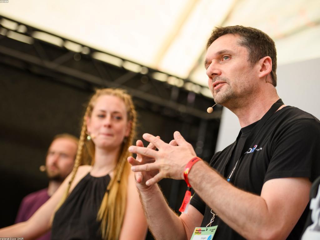 ផលប៉ះពាល់នៃដំណឹងនិងព្រឹត្តិការ លើសង្គម